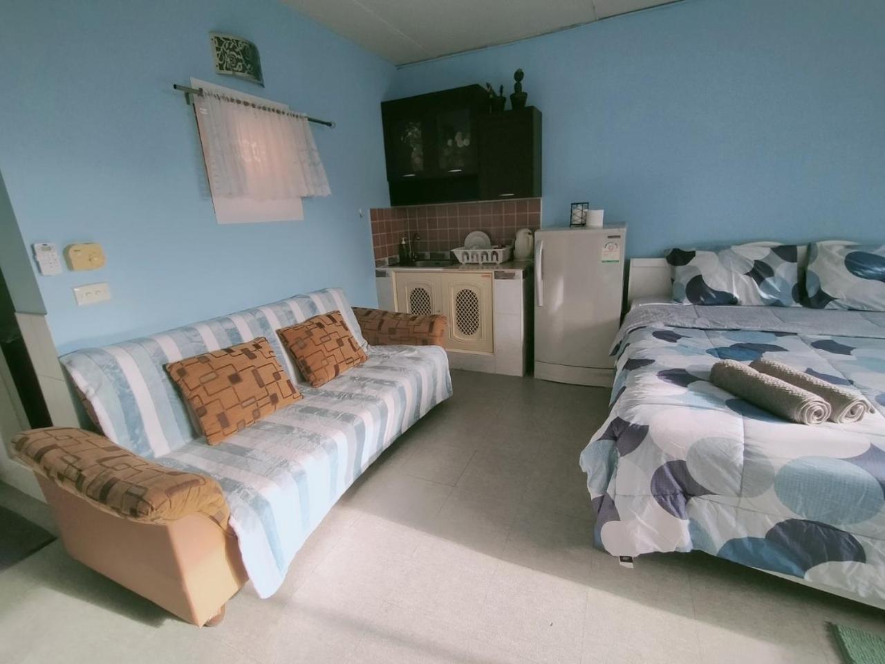 Lively Popular C3-C9 Impact Apartman Nonthaburi Kültér fotó